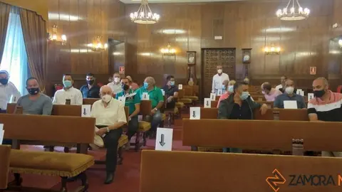 Reunión en la Diputación de municipios afectados por el embalse de Ricobayo