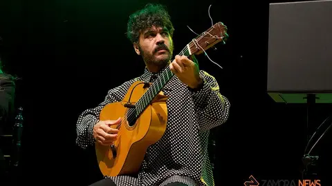 Actuación Alba Molina en Las noches de Toro (7)