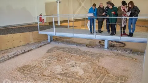 Foto archivo de la villa romana de Camarzana de Tera