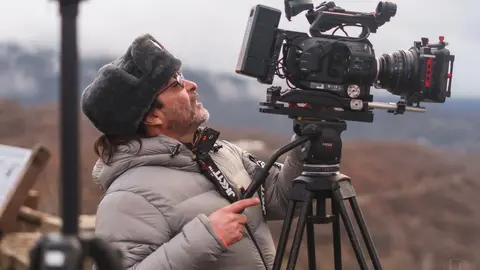 Amando Crespo con su cámara