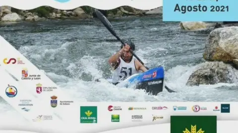 0758956b-c577-42d6-952b-01201a26b33f