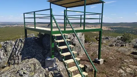 Nuevo mirador Peña Miguel en Tábara