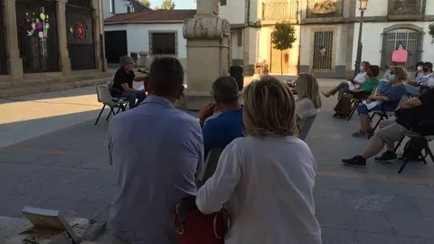 Presentación del libro "Ermitas y cofradías. Religiosidad local en Sayago, Aliste y Alba durante la Edad Moderna" de José Lorenzo Fernández