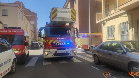 Bomberos intervienen una indisposición de un hombre, en Zamora.