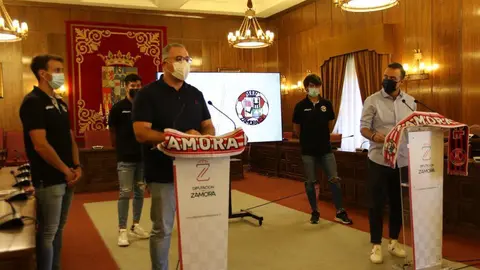 32cb8c7d-6358-496f-8029-e02968307b64