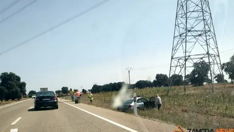 Uno de los turismos implicados en el accidente de la 122