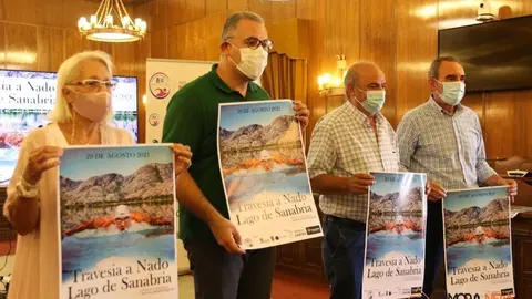 Presentación de la Travesía a Nado