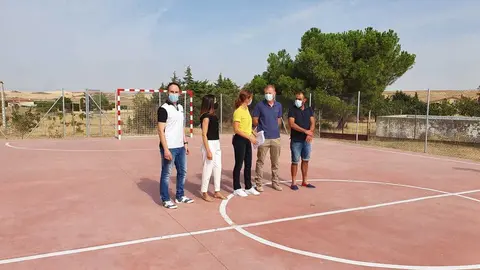 Visita de la Delegada Territorial, Clara San Damián, al colegio de Monta...