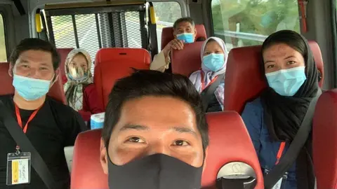 familia heidari de viaje