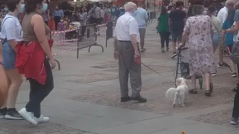 Ciudadanos en el Mercado Romano