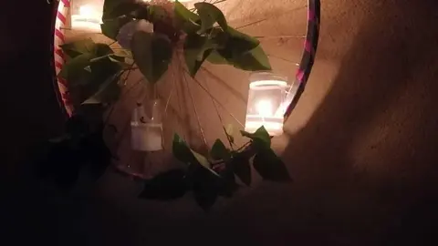 Sanzoles a la luz de las velas.