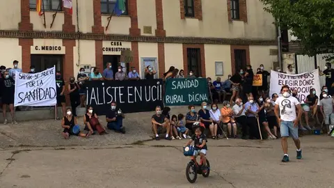 Foto de archivo de la concentración de la Plataforma sanidad pública digna en Aliste