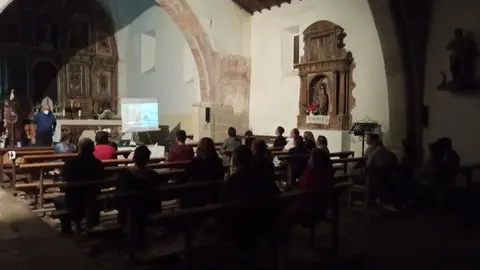 Jornada informativa en Torrefrades. imagen de archivo