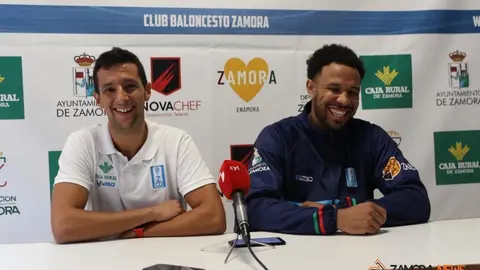 Presentación de Jeff Solarin como nuevo fichaje del CB Zamora Enamora