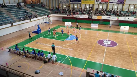 Partido entre el CD Zamarat y el Miralvalle. | FOTO: CP Miralvalle