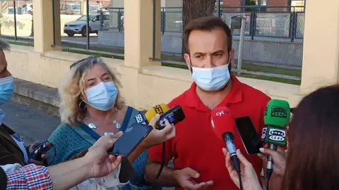 rueda prensa con auxi