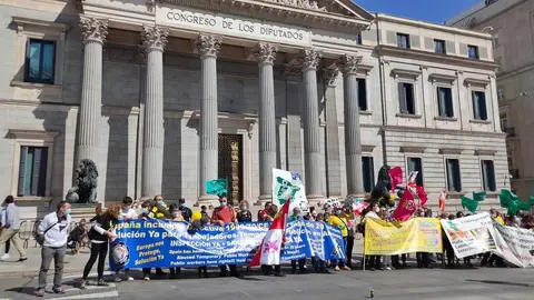 Protesta de zamoranos en Madrid contra la temporalidad pública