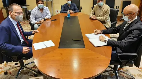 Alcaldes de Entrala y El Perdigón