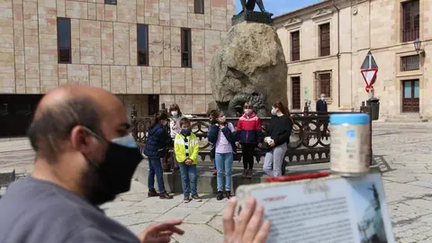 Niños en la Plaza de Viriato
