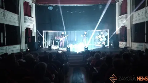 Mastodonte, en el escenario del Teatro Principal