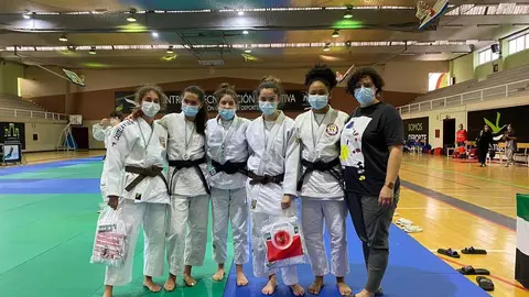 Encuentro de judo femenino