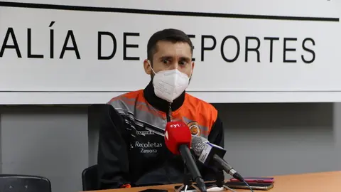 Jacinto Carbajal, entrenador del CD Zamarat. | FOTO: Marcos Vicente