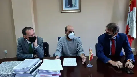 Reunión del subdelegado del Gobierno con el alcalde de Fuentesaúco