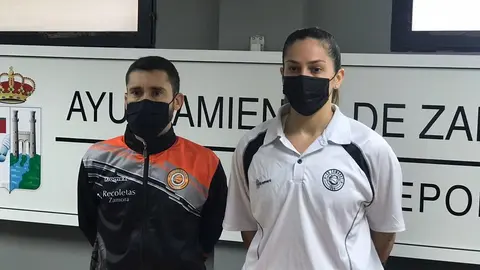 Jacinto Carbajal y Ornella Santana, del CD Zamarat en la rueda de prensa previa al encuentro ante Ardoi.