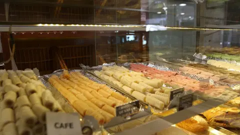 HUESOS DE SANTO  (1)