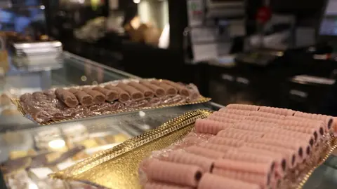 HUESOS DE SANTO  (17)