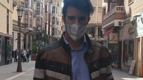 Miguel Mateos, en la calle San Torcuato de Zamora