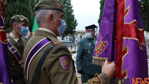 Silencio y respeto en el día de Difuntos por los caídos por España