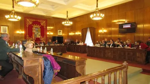 Foto de archivo de un Pleno de la Diputación