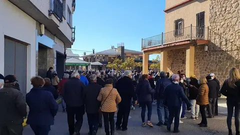 Manifestación por la sanidad pública digna en el medio rural en Mombuey.