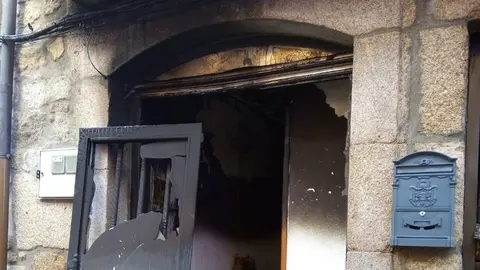 Casa incendiada en Fermoselle