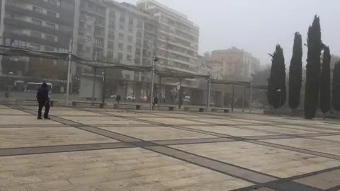 La bruma cubre la Plaza de la Marina de Zamora