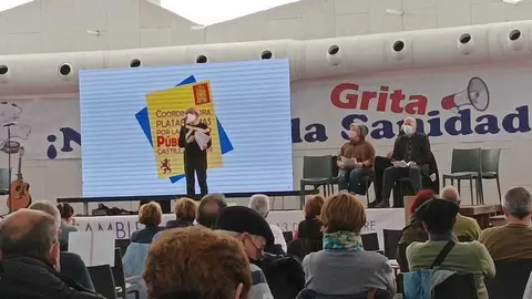 La médico zamorana Nieves Muriel durante su ponencia en la Cúpula del Milenio en Valladolid