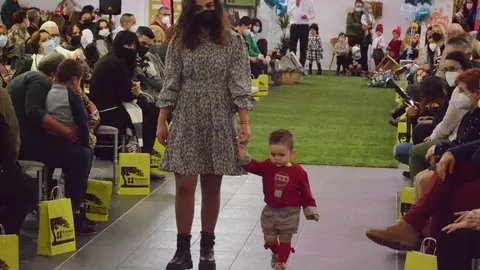 desfile corriendo con el corazón por hugo (27)