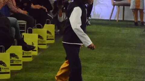 desfile corriendo con el corazón por hugo (111)