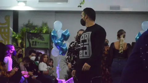 desfile corriendo con el corazón por hugo (152)