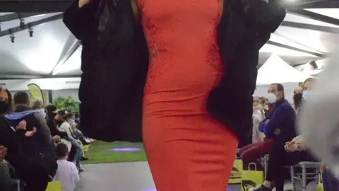 desfile corriendo con el corazón por hugo (255)