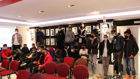 524b9a71-9e60-4e15-b5a8-eb1c317232e1