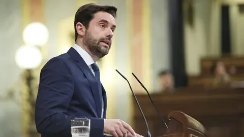 Fagúndez durante su intervención en el pleno del Congreso