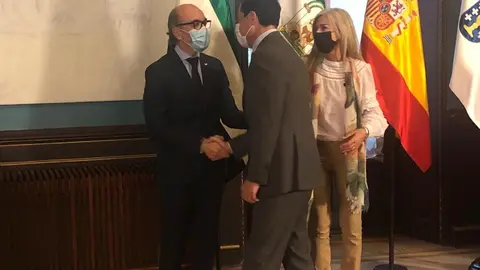 El consejero de Cultura en su visita a Sevilla