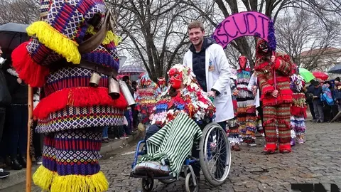 Desfile en Braganza. | FOTO: Zamora News