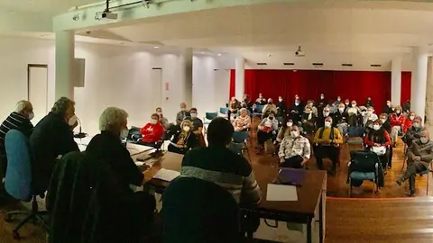 Mesa redonda sobre energías renovables en la Alhóndiga