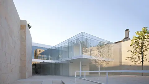 Entrada del edificio del Consejo Consultivo