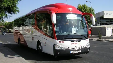 Autobús grupo Avanza Auto Res