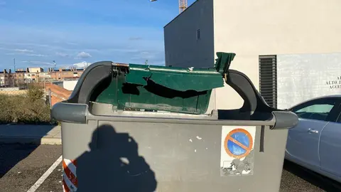 Contenedor en la zona alto de los curas