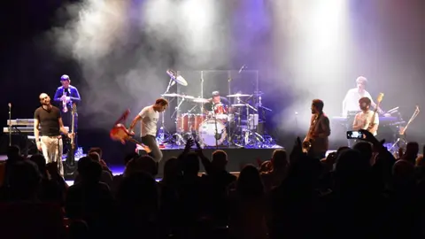 PORTADA DIRE STRAITS